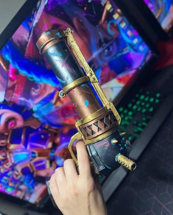 Jinx Zapper Neon — 3D Printed Arcane League of Legends Cosplay Prop
