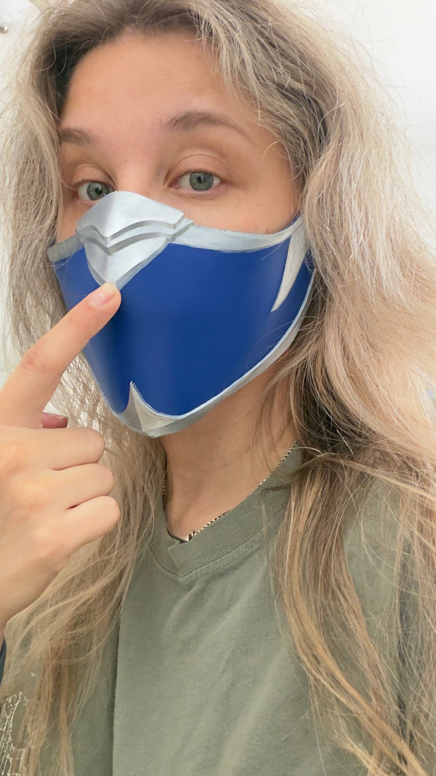 Kitana Mask — Mortal Kombat Inspired Cosplay Prop
